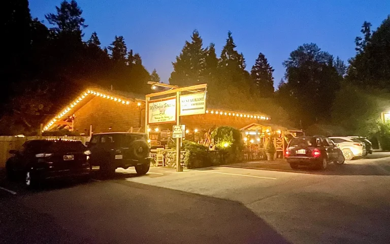 McKenzie Station Pub 768x480