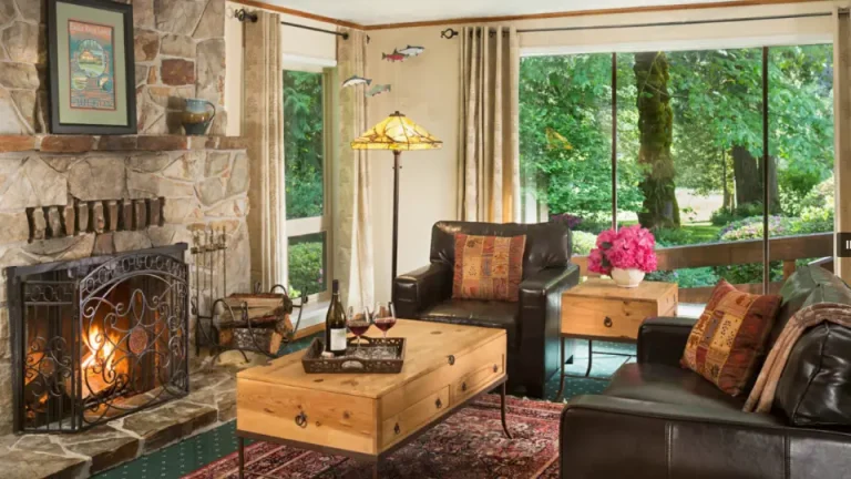 Eagvle Rock Lodge Dragonfly Room 768x432
