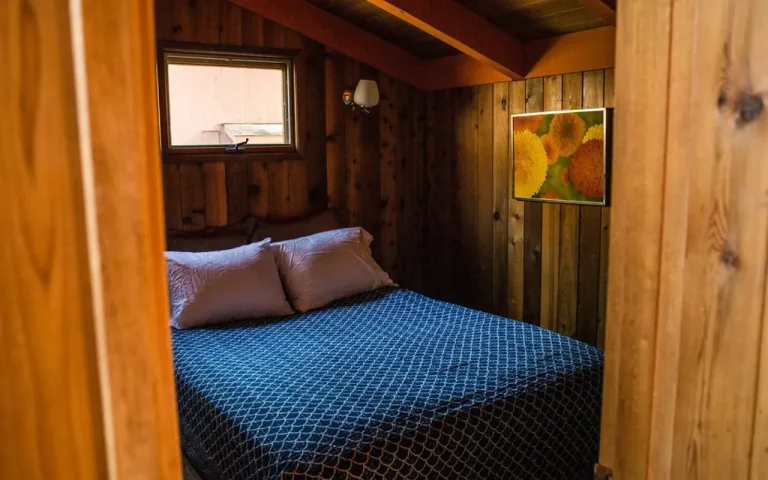 loloma lodge river cabinbed 768x480