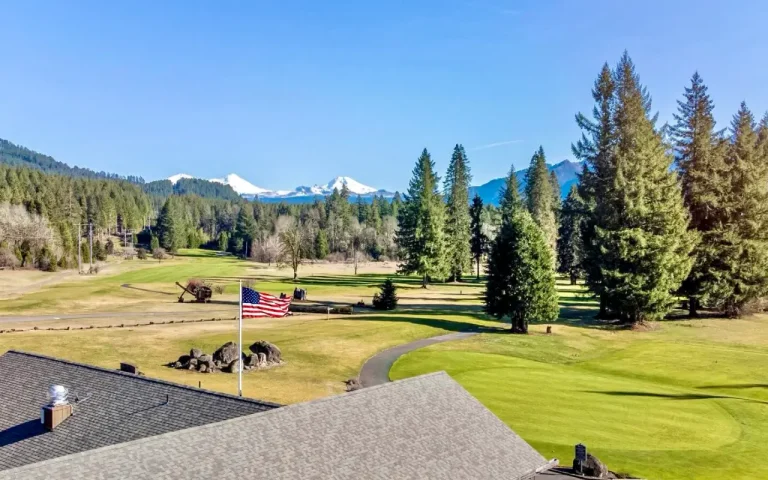 tokatee golf club blue river oregon 768x480