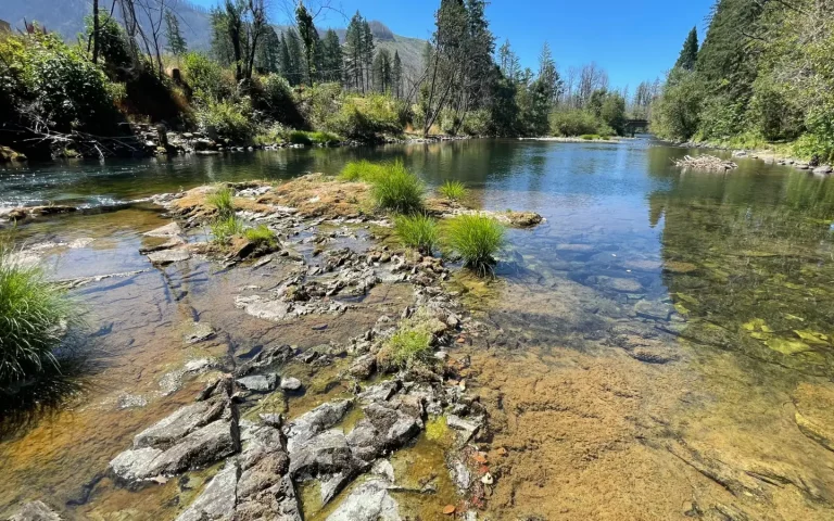 Blue River Oregon McKenzie River Mountain Resort 768x480