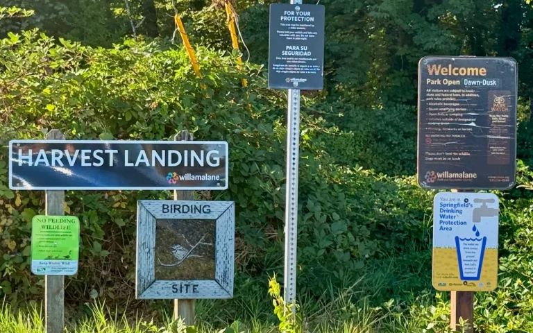 Harvest Landing Boat Launch Signs 768x480