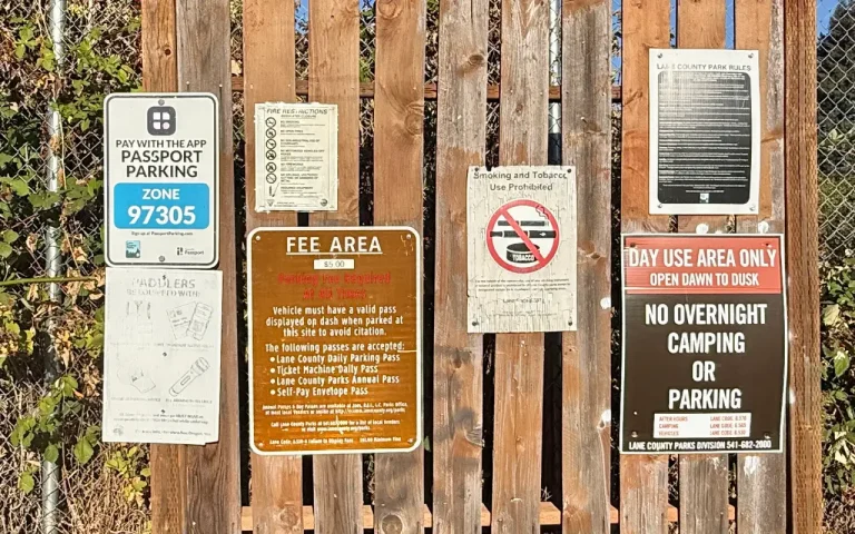 Harvest Lane Boat Launch Fee Sign 768x480