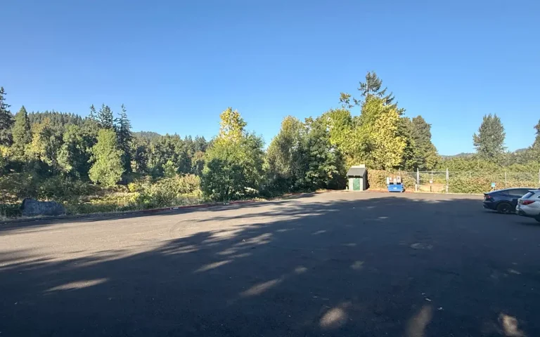Harvest Lane Boat Launch Parking 768x480