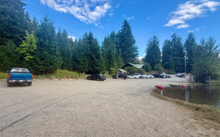 Leaburg Lake Lloyd Knox Launch Parking 768x480