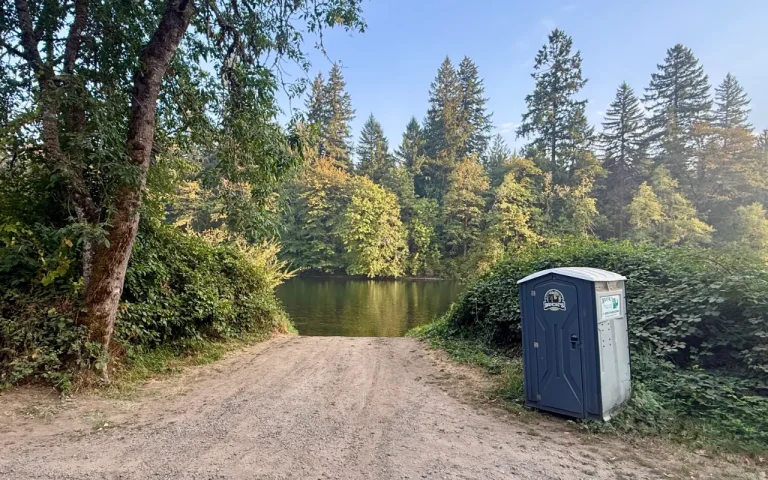 Leaburg Landing ramp outhouse 768x480